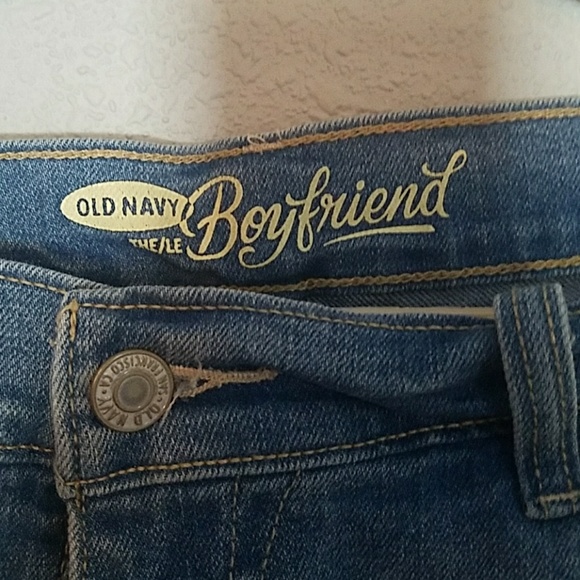 Old navy boyfriend capris - Picture 2 of 3